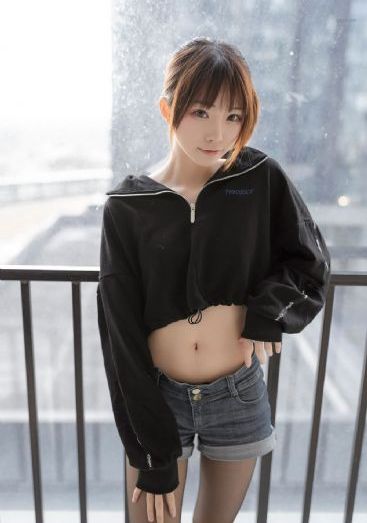 寄生虫顺时针完整版视频_1080超清在线观看